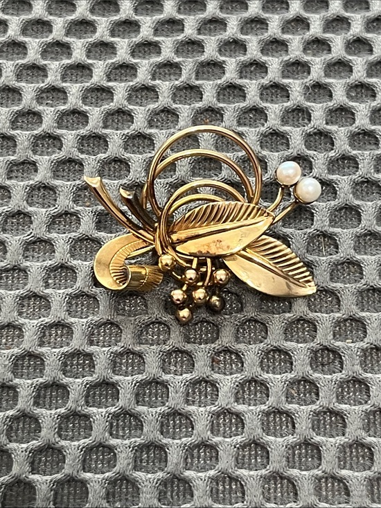 Carl Art Jewelry - Carl Art vintage brooch 1/20 12K  6.7g